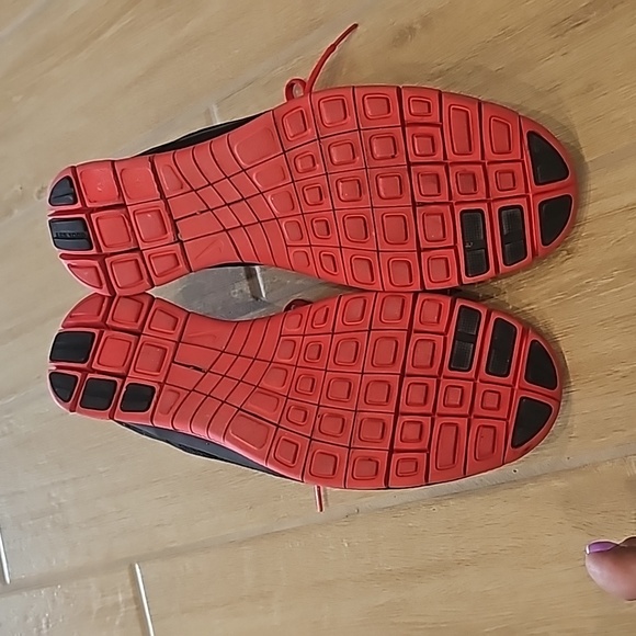NIKE Free 4.0 V2 Running Shoes - Picture 6 of 9